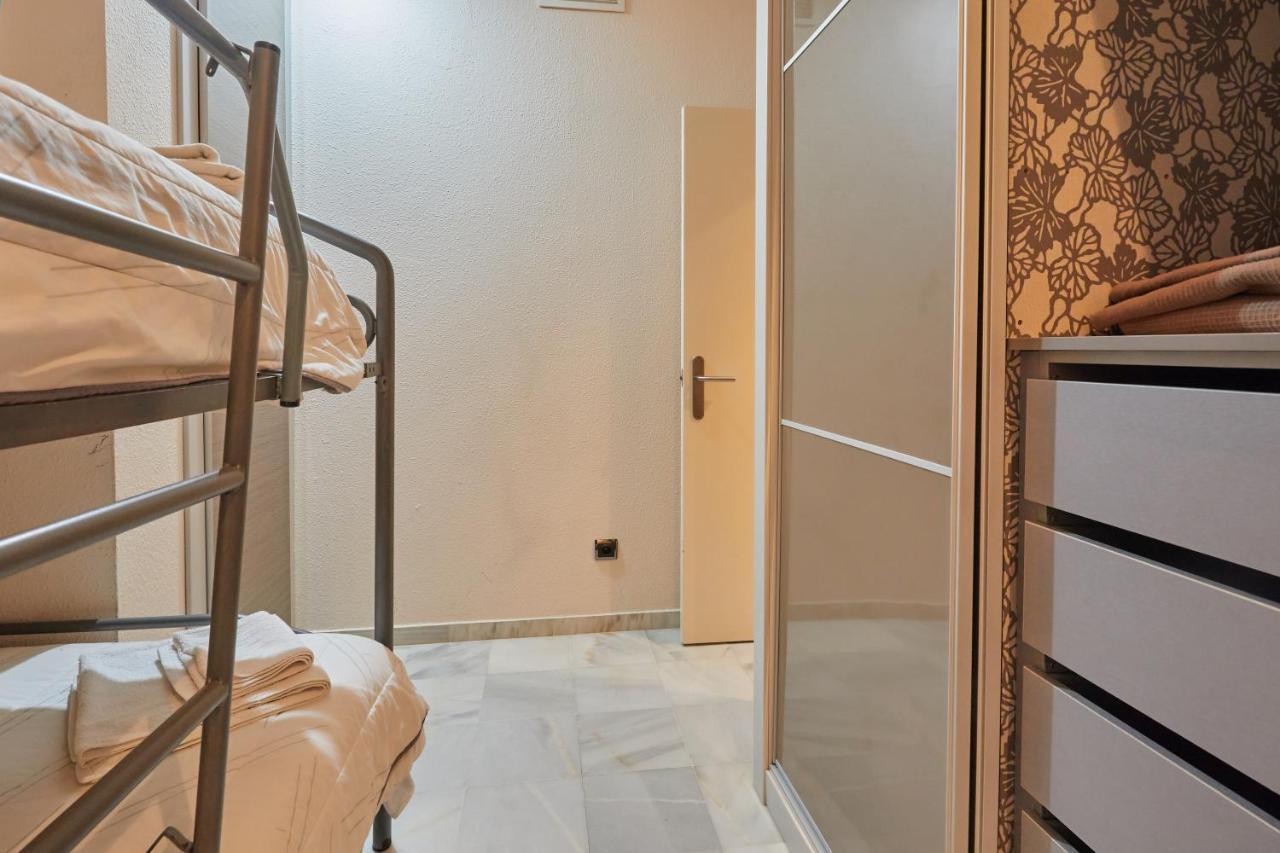 Two Bedrooms Leonor Davalos Севілья Екстер'єр фото