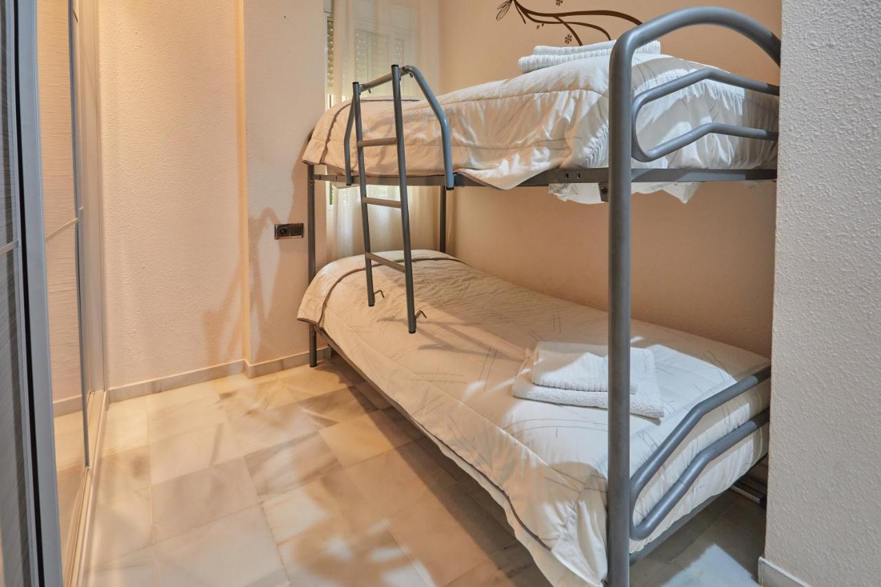 Two Bedrooms Leonor Davalos Севілья Екстер'єр фото